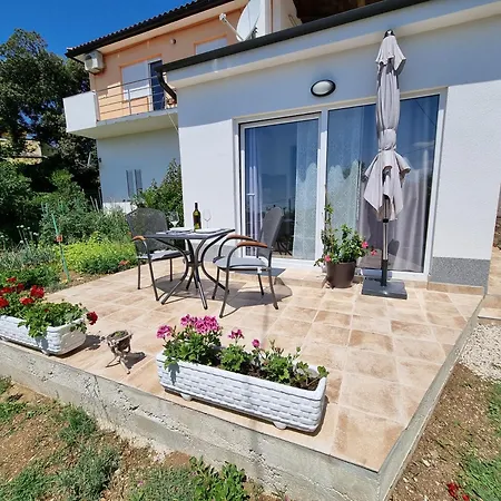 Debelic Suha Punta Apartman